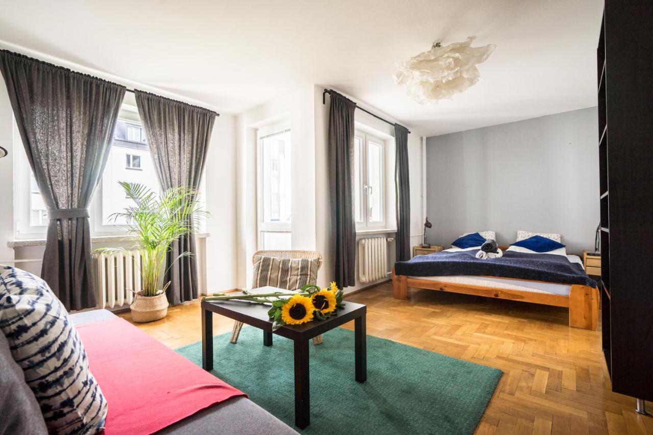 Oomph Warsaw Central 3-Bedroom Flat ภายนอก รูปภาพ