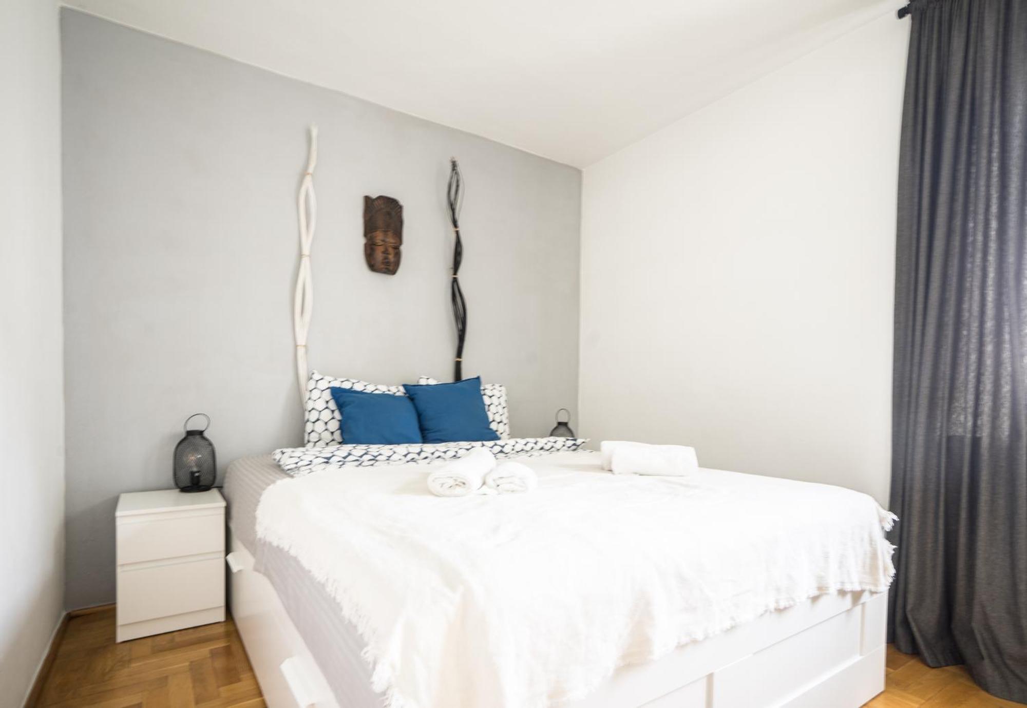 Oomph Warsaw Central 3-Bedroom Flat ภายนอก รูปภาพ