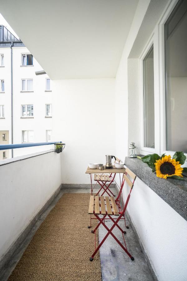 Oomph Warsaw Central 3-Bedroom Flat ภายนอก รูปภาพ