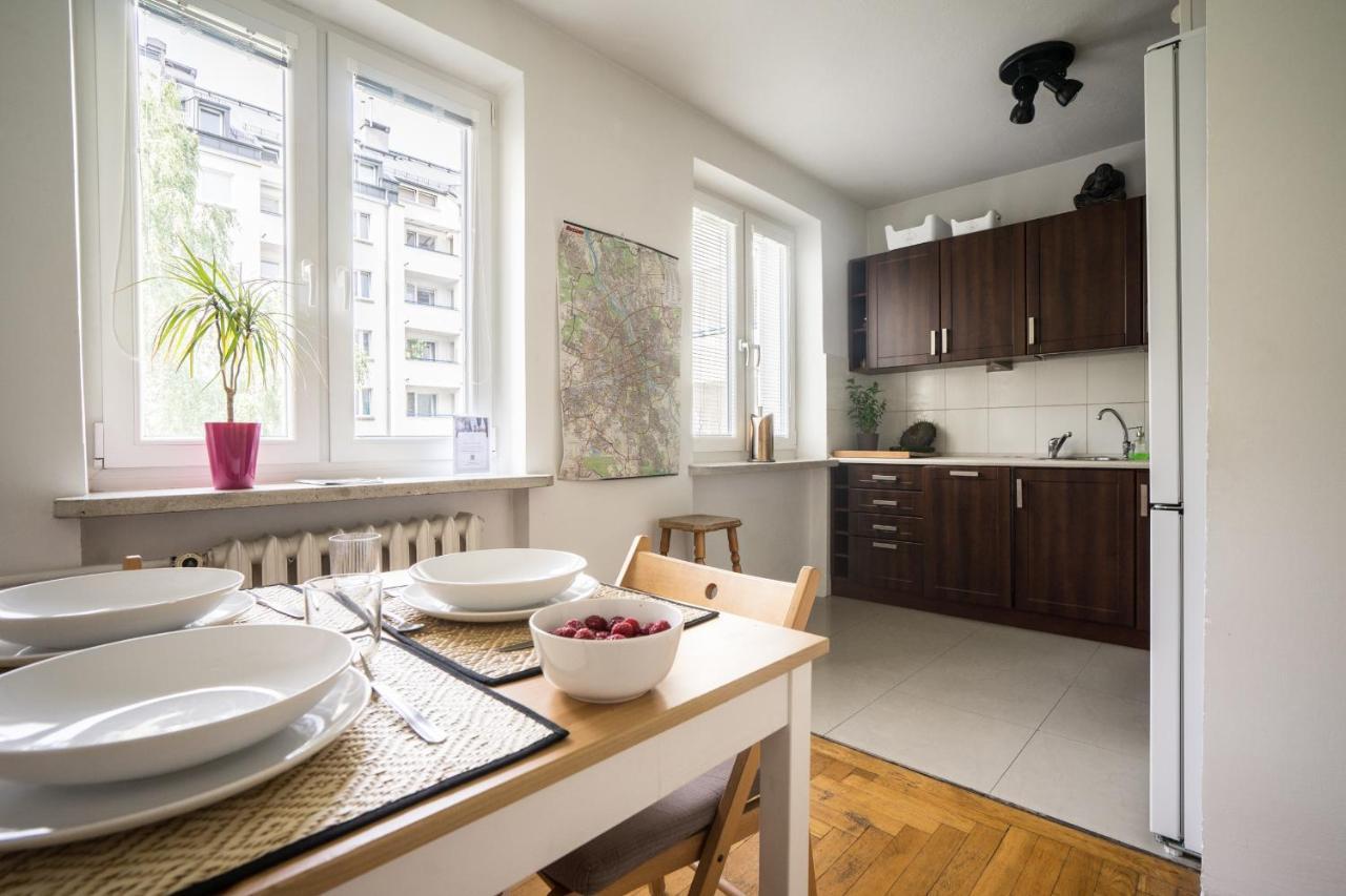 Oomph Warsaw Central 3-Bedroom Flat ภายนอก รูปภาพ