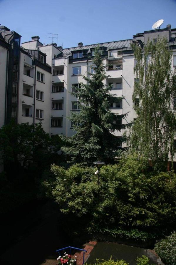 Oomph Warsaw Central 3-Bedroom Flat ภายนอก รูปภาพ