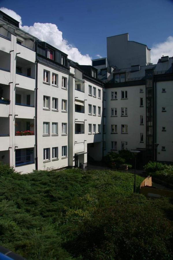 Oomph Warsaw Central 3-Bedroom Flat ภายนอก รูปภาพ