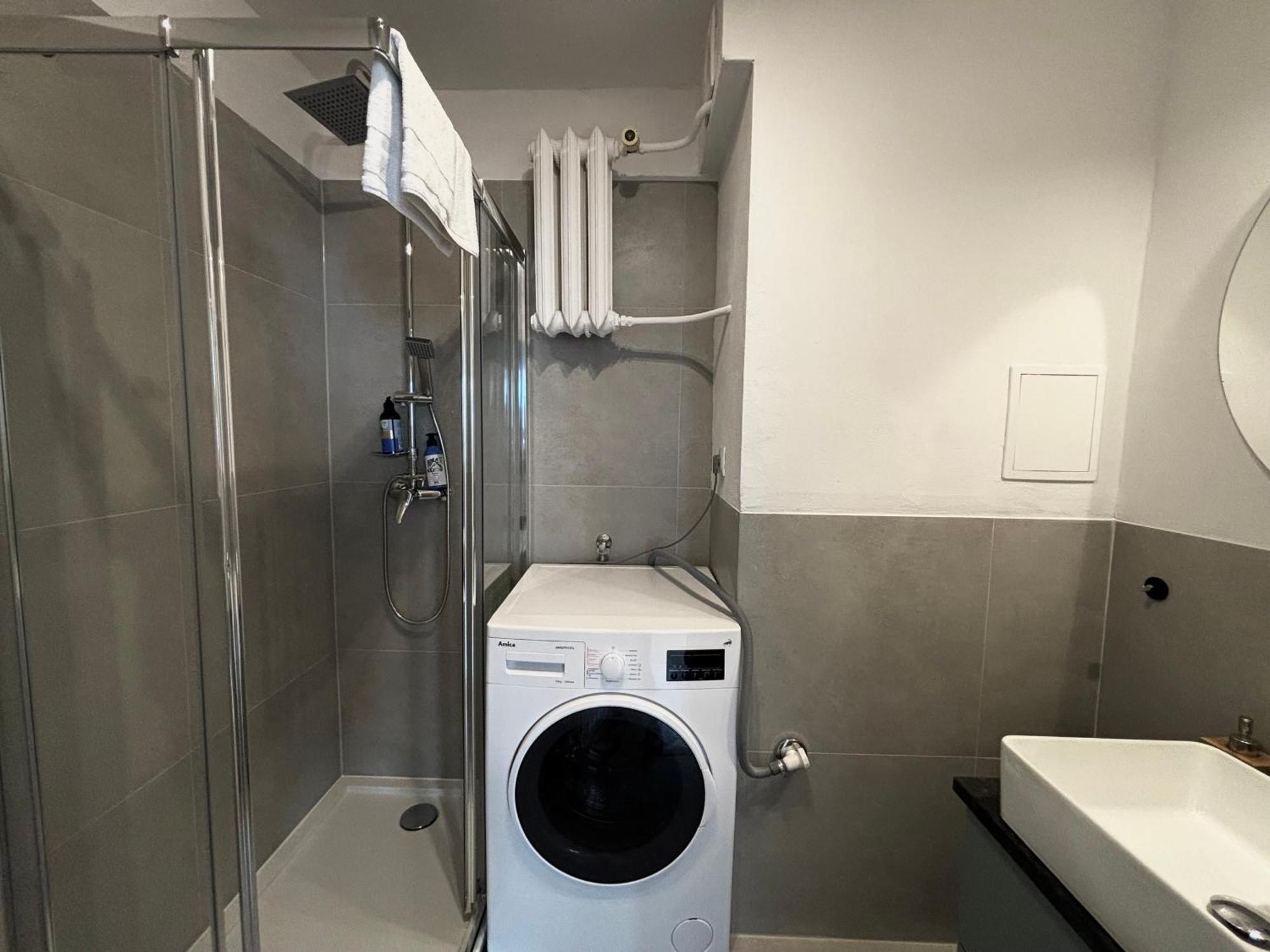 Oomph Warsaw Central 3-Bedroom Flat ภายนอก รูปภาพ